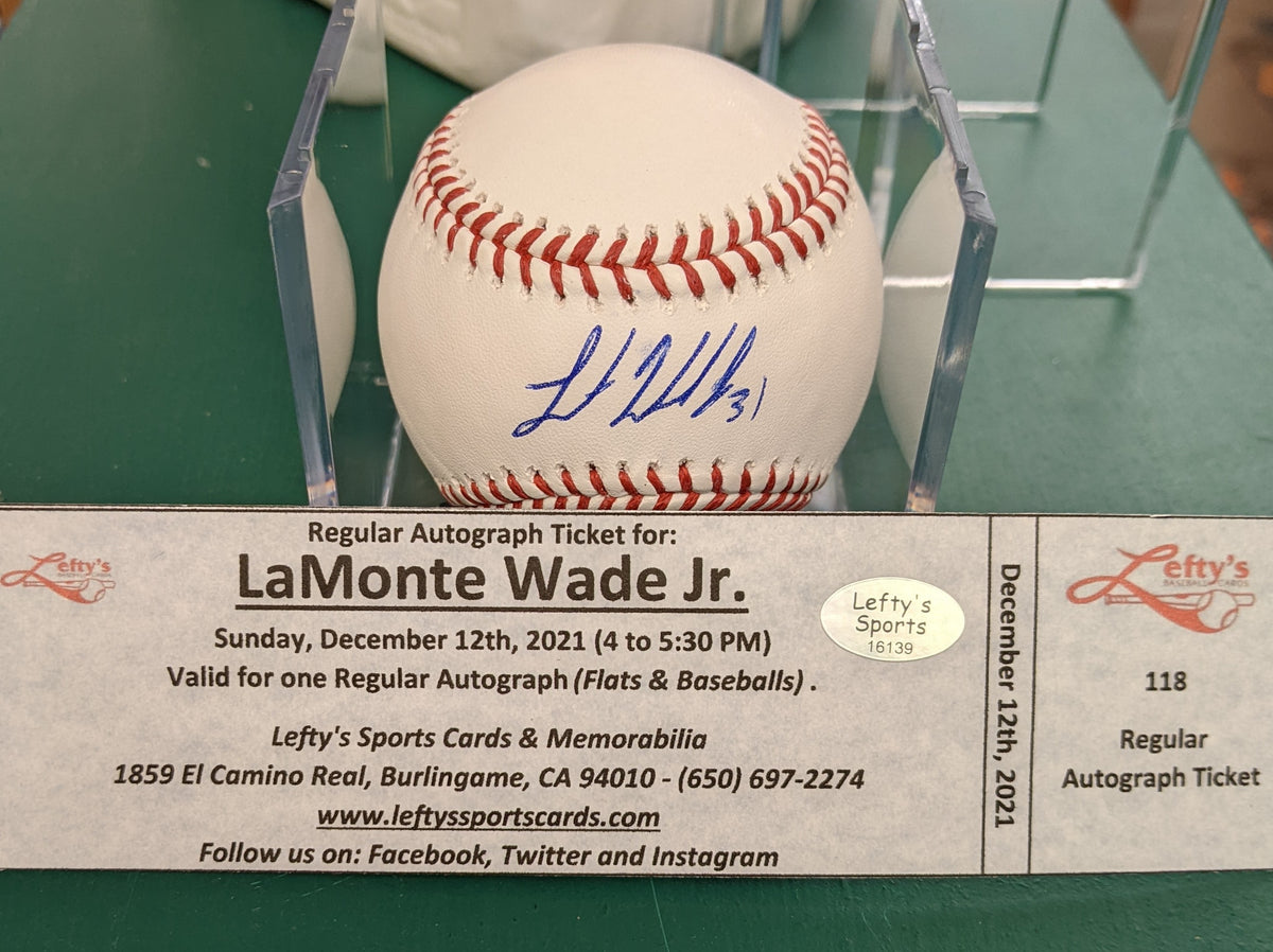 SFGiants on X: 🌁 RT TO WIN 🌁 We're giving away FIVE LaMonte Wade Jr.  autographed shirts. Retweet for your chance to win. RULES:    / X