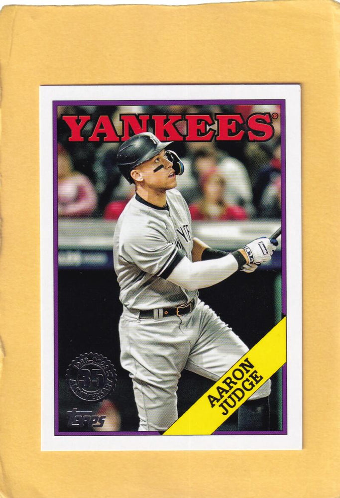 2023 Topps Update Series 1988 Baseball Blue #88US-36 Aaron Judge NM-MT+ New York Yankees + base 2 card lot Image 3