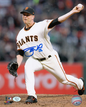
                
                    Load image into Gallery viewer, Tony Watson San Francisco Giants Autographed 8x10 Photo (Vertical, Pitching, White Jersey)
                
            