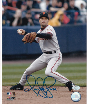 Omar Vizquel San Francisco Giants Autographed 8x10 Photo (Vertical, Throwing, White Jersey)